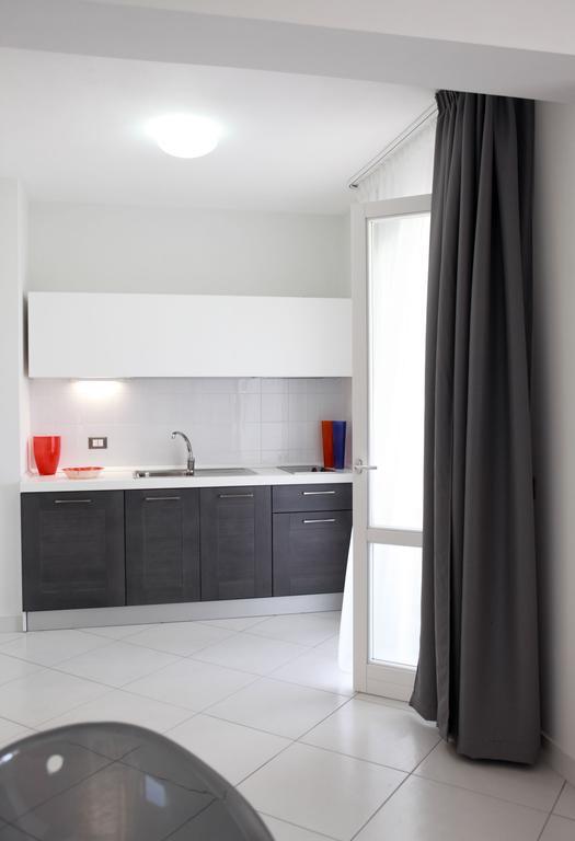 Brezza Di Grecale Aparthotel Trapani Rum bild
