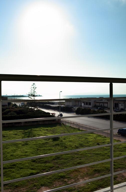 Brezza Di Grecale Aparthotel Trapani Rum bild